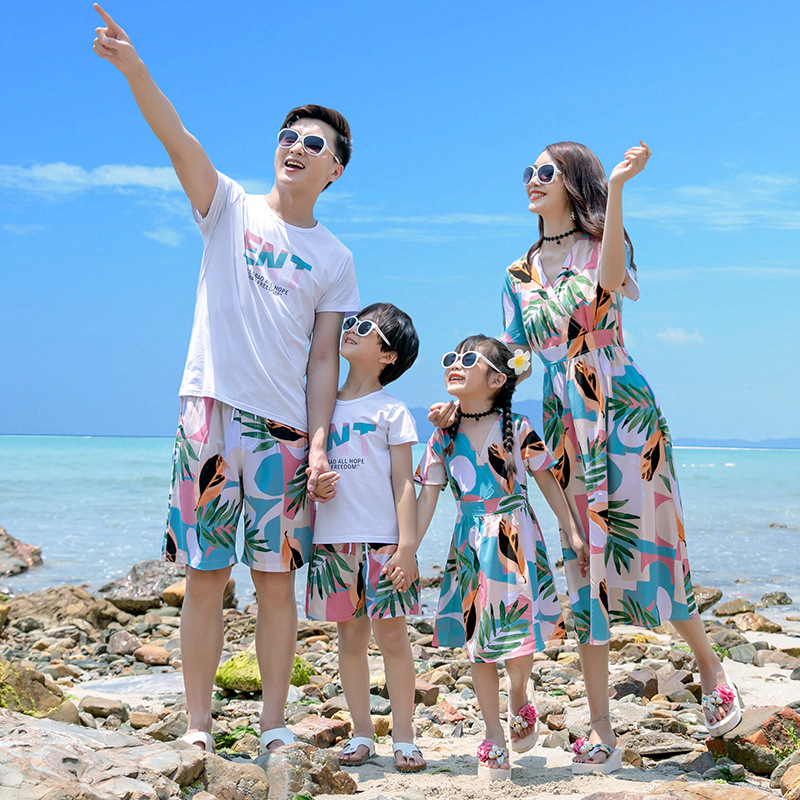 Pakaian keluarga yang cocok un - Plant Parent T Shirt ulasan dan harga
